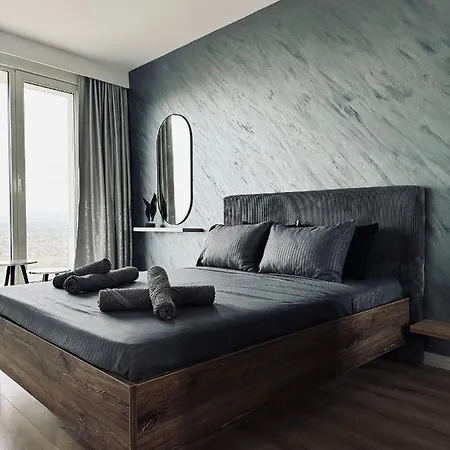 Royal Kate Included 30th Floor