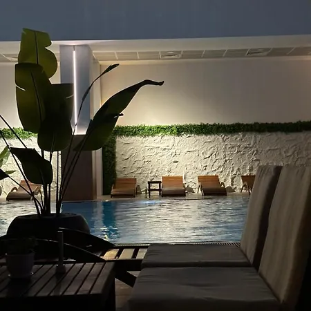 Royal Kate Included 30th Floor