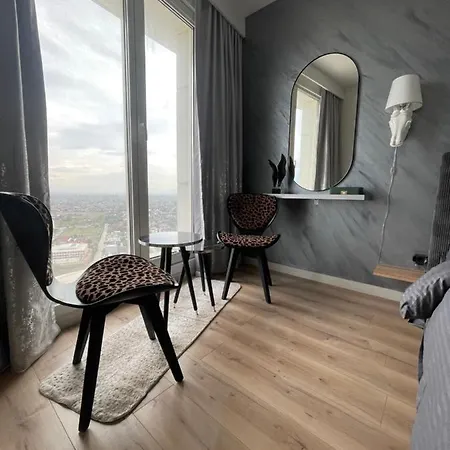 Royal Kate Included 30th Floor