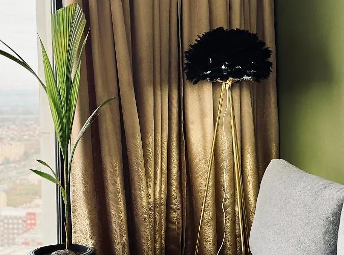 Royal Kate Included 30th Floor Σκόπια