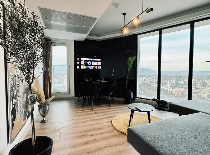 דירה Royal Kate Included 30th Floor סקופיה