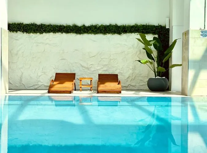 Royal Kate Included 30th Floor