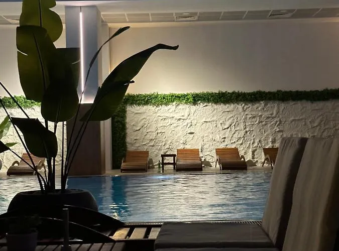 Royal Kate Included 30th Floor